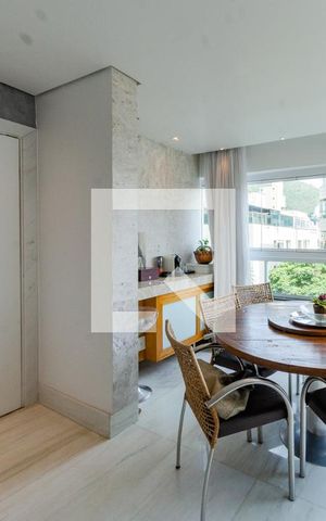 Apartamento para alugar com 157m², 4 quartos e 3 vagasSala