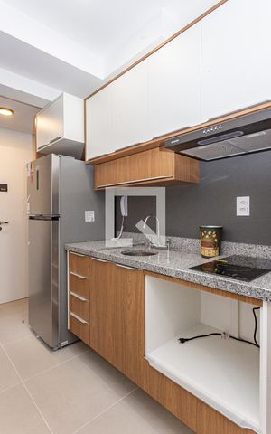Studio para alugar com 30m², 1 quarto e sem vaga Studio para alugar com 30m², 1 quarto e sem vagaStudio
