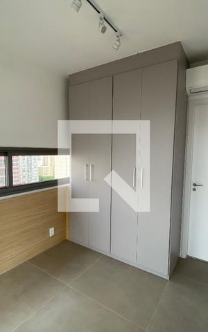 Studio à venda com 36m², 1 quarto e 1 vaga Studio à venda com 36m², 1 quarto e 1 vagaSuíte