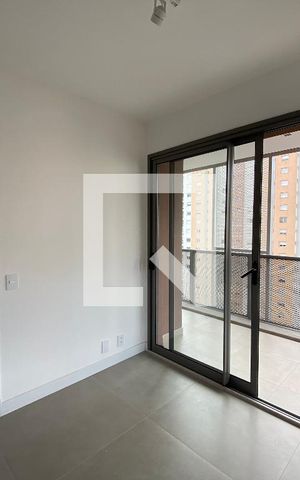Studio à venda com 36m², 1 quarto e 1 vaga Studio à venda com 36m², 1 quarto e 1 vagaSuíte