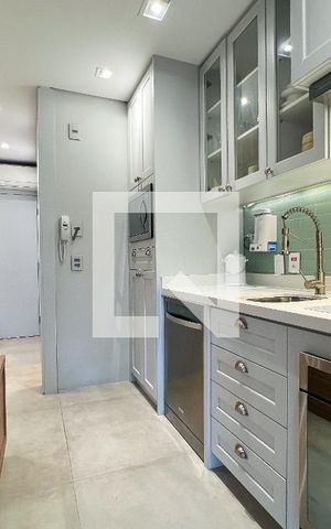 Apartamento à venda com 37m², 1 quarto e 1 vaga Apartamento à venda com 37m², 1 quarto e 1 vagaCozinha