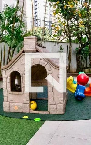 Apartamento à venda com 37m², 1 quarto e 1 vaga Apartamento à venda com 37m², 1 quarto e 1 vagaPlayground
