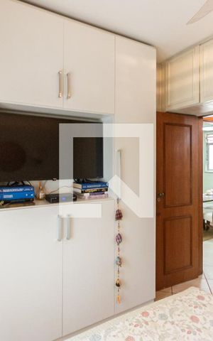 Apartamento à venda com 60m², 2 quartos e 1 vagaQuarto 2