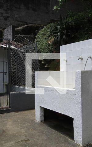 Casa à venda com 493m², 4 quartos e 5 vagasCanil