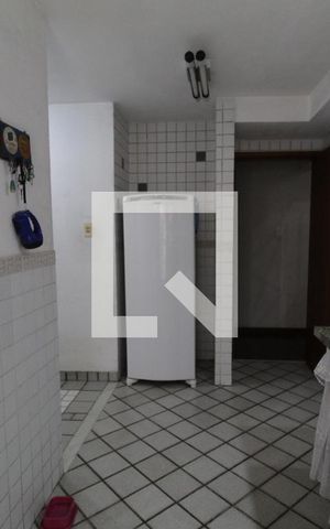 Casa à venda com 493m², 4 quartos e 5 vagasCozinha