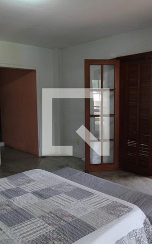 Casa à venda com 493m², 4 quartos e 5 vagasSuíte 1 - Segundo andar