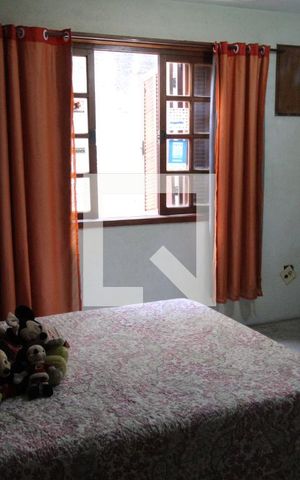 Casa à venda com 493m², 4 quartos e 5 vagasSuíte 3 - Segundo andar