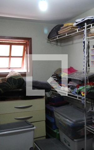 Casa à venda com 493m², 4 quartos e 5 vagasCloset da suíte 3 - Segundo andar