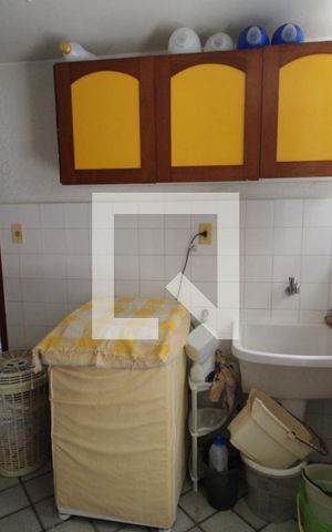 Casa à venda com 493m², 4 quartos e 5 vagasÁrea de serviço