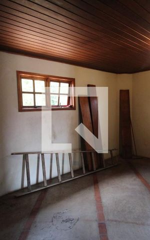 Casa à venda com 493m², 4 quartos e 5 vagasSuíte 4 - Terceiro andar