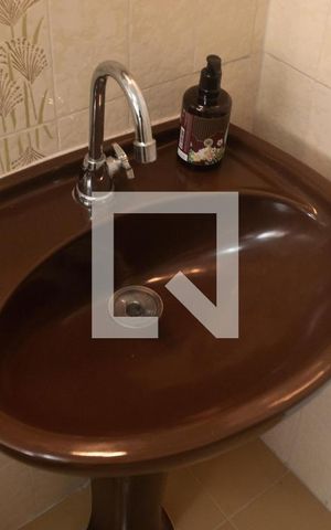 Apartamento à venda com 78m², 2 quartos e 1 vaga Apartamento à venda com 78m², 2 quartos e 1 vagaBanheiro