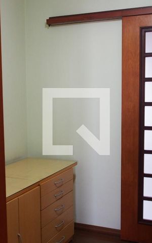 Apartamento à venda com 250m², 4 quartos e 3 vagasEscritório