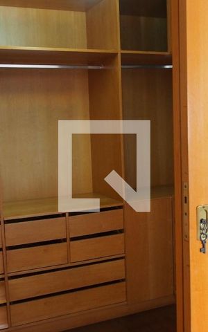 Apartamento à venda com 250m², 4 quartos e 3 vagasCloset da suíte 2
