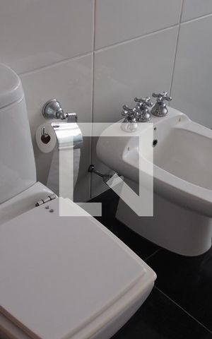 Apartamento à venda com 250m², 4 quartos e 3 vagasBanheiro do Quarto Suíte 2