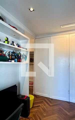 Apartamento à venda com 290m², 4 quartos e 4 vagas Apartamento à venda com 290m², 4 quartos e 4 vagasSuíte 1