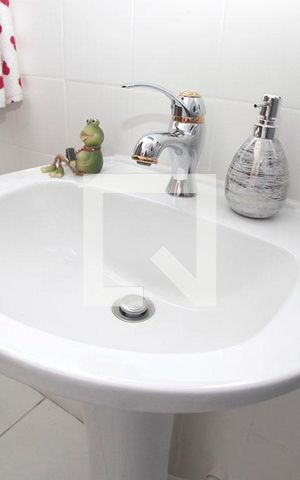 Apartamento à venda com 110m², 2 quartos e sem vagaBanheiro 1
