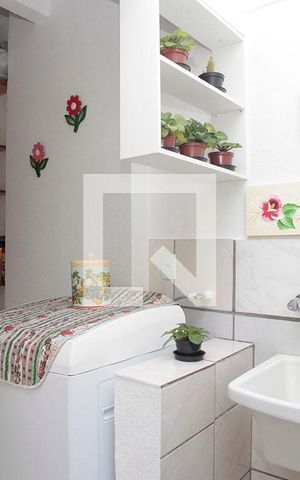 Apartamento à venda com 110m², 2 quartos e sem vagaCozinha + Área de Serviço com Despensa