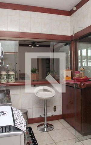 Apartamento à venda com 110m², 2 quartos e sem vagaCozinha + Área de Serviço com Despensa