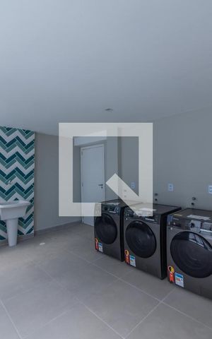 Apartamento para alugar com 31m², 2 quartos e sem vaga Apartamento para alugar com 31m², 2 quartos e sem vagaLavanderia