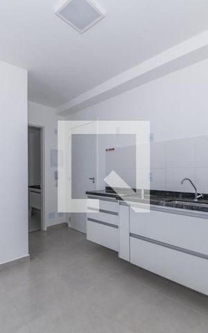 Apartamento para alugar com 31m², 2 quartos e sem vaga Apartamento para alugar com 31m², 2 quartos e sem vagaSala - Cozinha Integrada