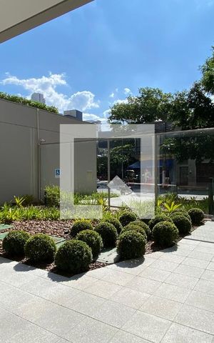 Studio para alugar com 27m², 1 quarto e sem vaga Studio para alugar com 27m², 1 quarto e sem vagaFachada e portaria