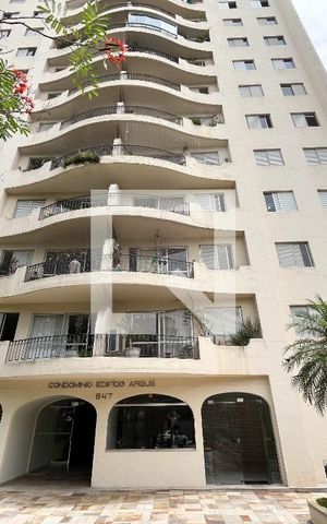 Apartamento à venda com 100m², 1 quarto e 2 vagas Apartamento à venda com 100m², 1 quarto e 2 vagasFachada