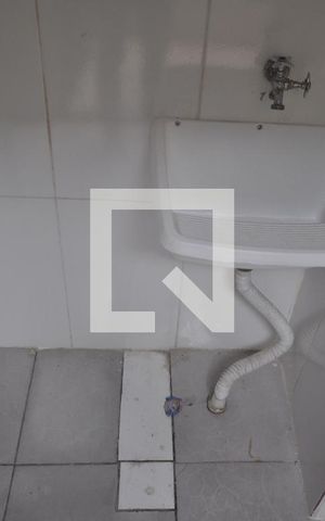 Casa para alugar com 30m², 1 quarto e sem vagaÁrea de Serviço