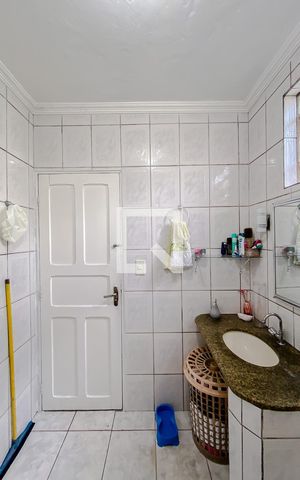 Casa à venda com 88m², 2 quartos e 1 vagaBanheiro Social