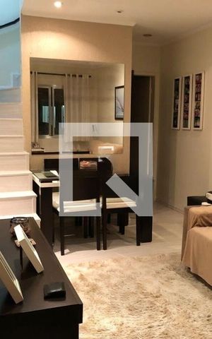 Casa de condomínio à venda com 90m², 2 quartos e 2 vagas