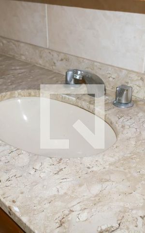 Apartamento para alugar com 70m², 2 quartos e 1 vaga Apartamento para alugar com 70m², 2 quartos e 1 vagaBanheiro