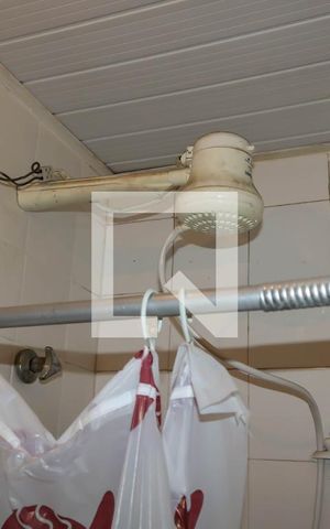 Apartamento para alugar com 70m², 2 quartos e 1 vaga Apartamento para alugar com 70m², 2 quartos e 1 vagaBanheiro de Serviço