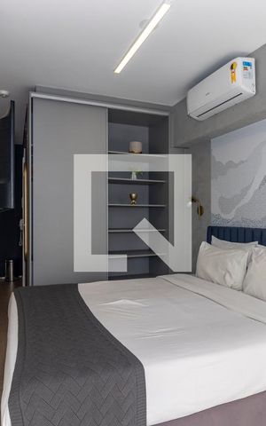 Studio à venda com 32m², 1 quarto e sem vagaSala e quarto