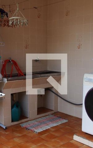 Casa à venda com 170m², 2 quartos e 4 vagasLavanderia
