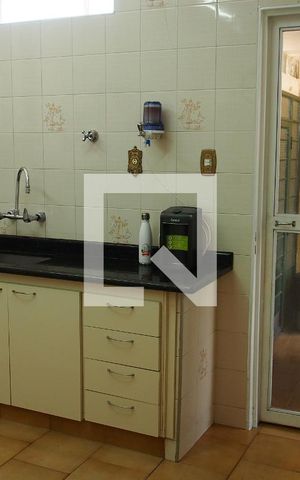 Casa à venda com 170m², 2 quartos e 4 vagasCozinha