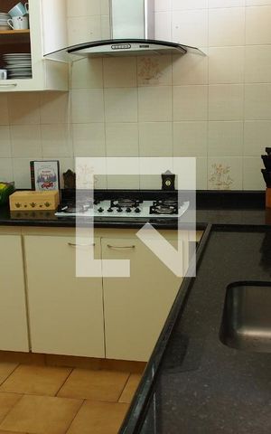 Casa à venda com 170m², 2 quartos e 4 vagasCozinha