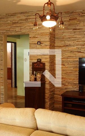 Casa à venda com 170m², 2 quartos e 4 vagasSala