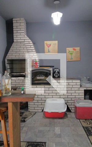 Casa à venda com 130m², 2 quartos e 2 vagasChurrasqueira
