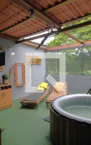 Casa à venda com 130m², 2 quartos e 2 vagasTerraço
