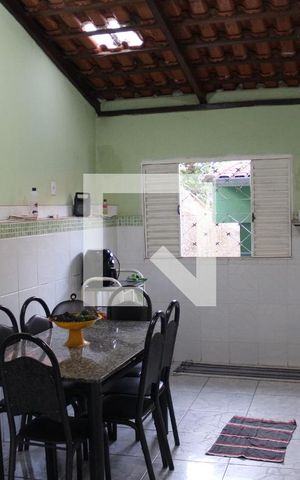 Casa à venda com 173m², 3 quartos e 2 vagasCozinha