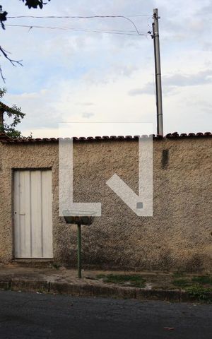 Casa à venda com 173m², 3 quartos e 2 vagasFachada