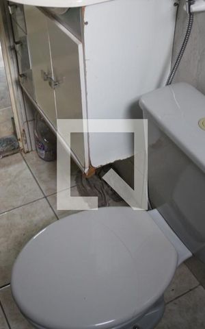 Casa à venda com 173m², 3 quartos e 2 vagasBanheiro de Serviço