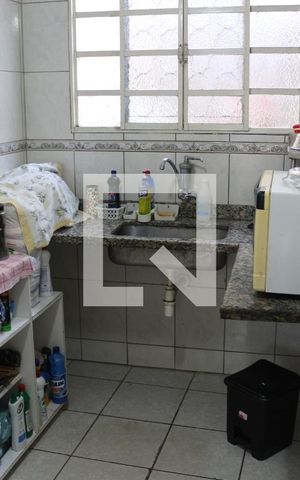 Casa à venda com 173m², 3 quartos e 2 vagasCozinha