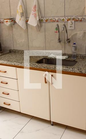 Casa à venda com 227m², 3 quartos e 4 vagas Casa à venda com 227m², 3 quartos e 4 vagasCozinha