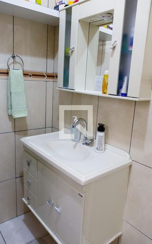 Casa à venda com 227m², 3 quartos e 4 vagas Casa à venda com 227m², 3 quartos e 4 vagasBanheiro