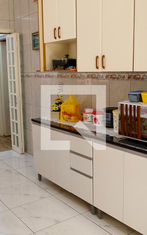 Casa à venda com 227m², 3 quartos e 4 vagas Casa à venda com 227m², 3 quartos e 4 vagasCozinha