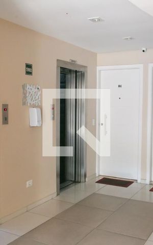 Apartamento para alugar com 86m², 3 quartos e 1 vaga Apartamento para alugar com 86m², 3 quartos e 1 vagaHall