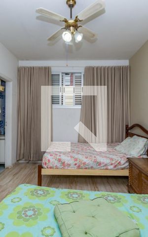 Apartamento à venda com 200m², 3 quartos e 4 vagas Apartamento à venda com 200m², 3 quartos e 4 vagasSuíte 2