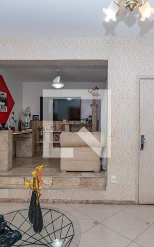 Apartamento à venda com 200m², 3 quartos e 4 vagas Apartamento à venda com 200m², 3 quartos e 4 vagasSala 1