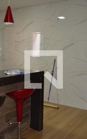 Casa à venda com 240m², 2 quartos e 2 vagasCozinha