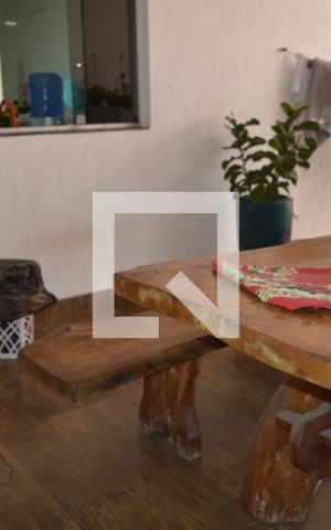 Casa à venda com 240m², 2 quartos e 2 vagasÁrea Externa